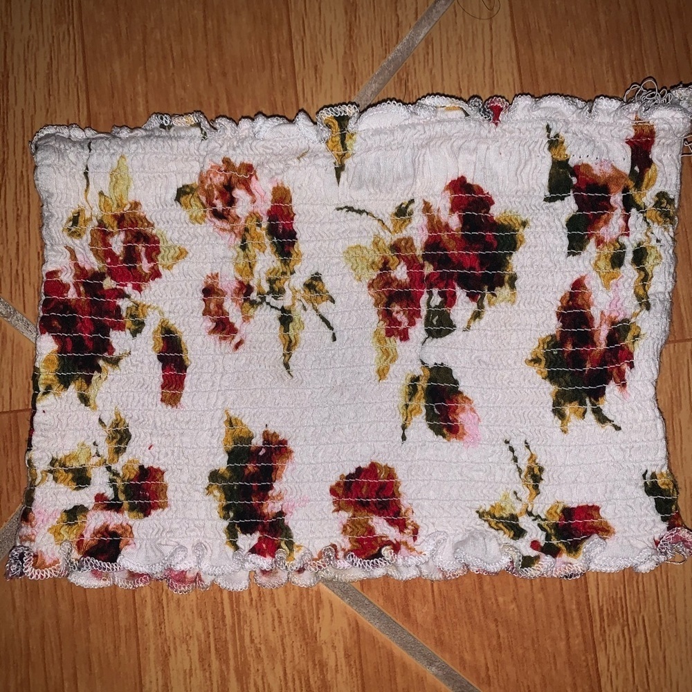 Ambiance white floral tube top size: S